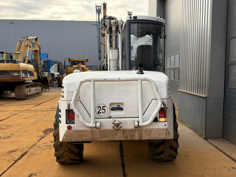 Mecalac 12MTX incl. 5 x bucket - Mobiele graafmachine: afbeelding 4 Mecalac 12MTX incl. 5 x bucket - Mobiele graafmachine: afbeelding 4