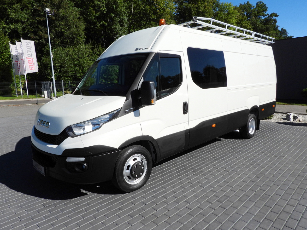 Bedrijfswagen IVECO DAILY 35C17 BOX DELIVERY VAN 6 SEATS CRUISE CONTROL TWIN WHEELS AIR CONDITIONING  170HP: afbeelding 6