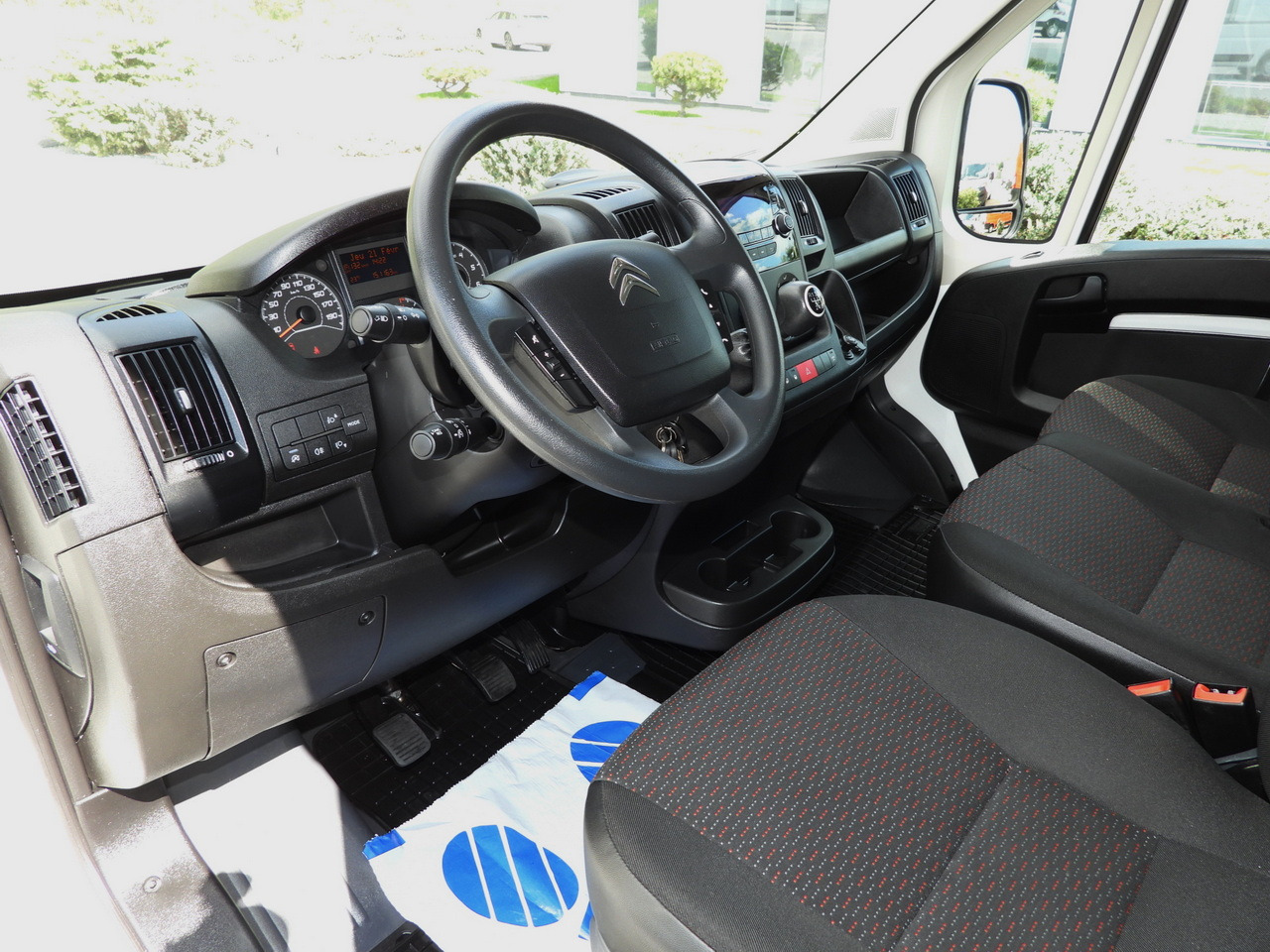 CITROEN JUMPER BOX DELIVERY VAN 7 SEATS CRUISE CONTROL 120HP - Gesloten bestelwagen: afbeelding 2 CITROEN JUMPER BOX DELIVERY VAN 7 SEATS CRUISE CONTROL 120HP - Gesloten bestelwagen: afbeelding 2