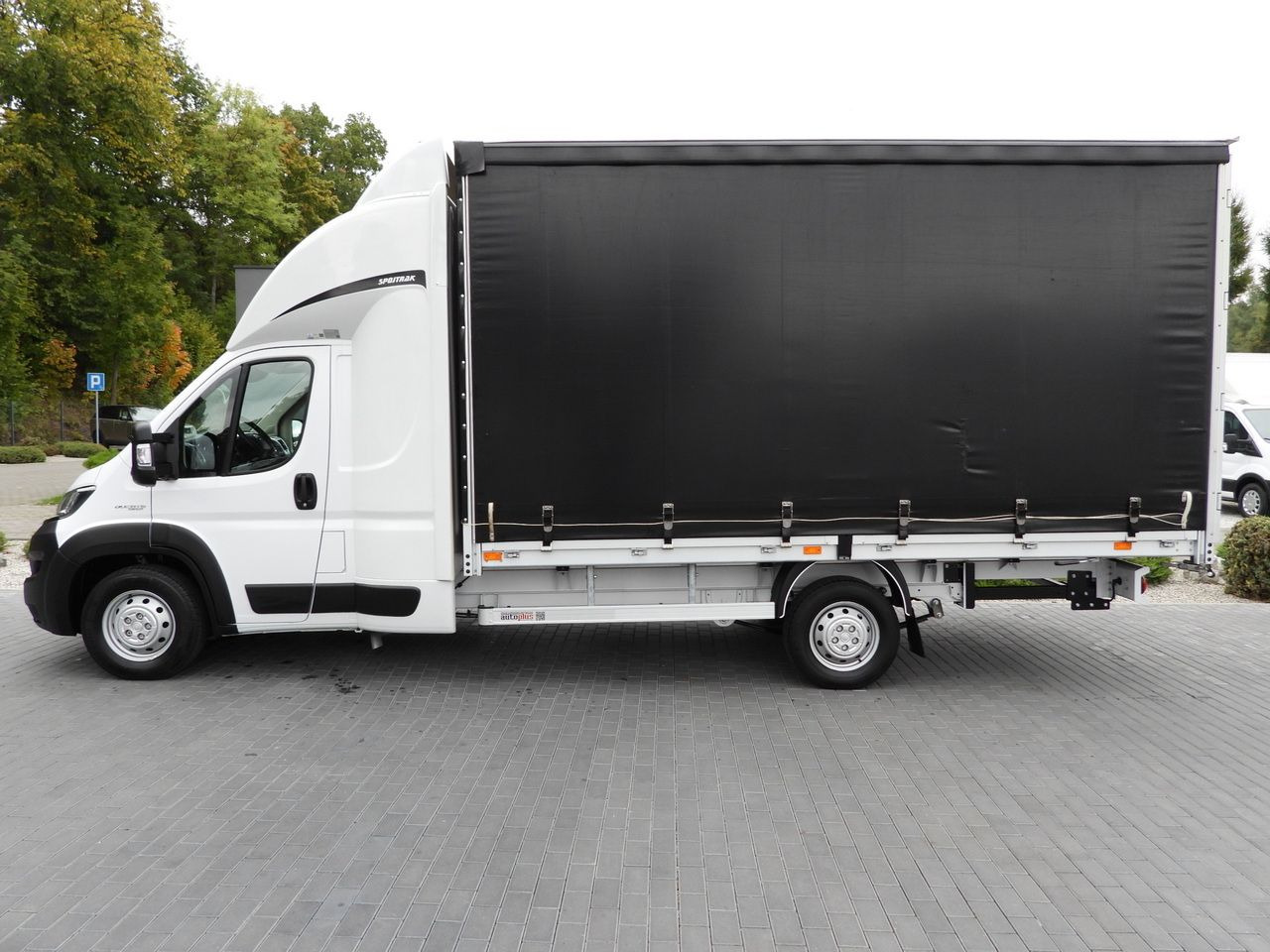 Leasing FIAT DUCATO TARPAULIN 9 PALLETS CRUISE CONTROL LED LIGHTS PNEUMATICS AIR CONDITIONING 180HP FIAT DUCATO TARPAULIN 9 PALLETS CRUISE CONTROL LED LIGHTS PNEUMATICS AIR CONDITIONING 180HP: afbeelding 9 Leasing FIAT DUCATO TARPAULIN 9 PALLETS CRUISE CONTROL LED LIGHTS PNEUMATICS AIR CONDITIONING 180HP FIAT DUCATO TARPAULIN 9 PALLETS CRUISE CONTROL LED LIGHTS PNEUMATICS AIR CONDITIONING 180HP: afbeelding 9