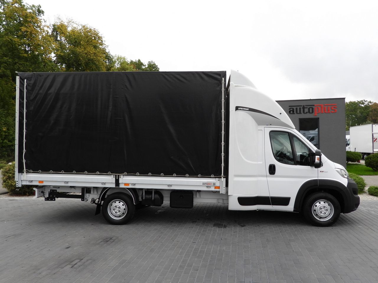Leasing FIAT DUCATO TARPAULIN 9 PALLETS CRUISE CONTROL LED LIGHTS PNEUMATICS AIR CONDITIONING 180HP FIAT DUCATO TARPAULIN 9 PALLETS CRUISE CONTROL LED LIGHTS PNEUMATICS AIR CONDITIONING 180HP: afbeelding 7 Leasing FIAT DUCATO TARPAULIN 9 PALLETS CRUISE CONTROL LED LIGHTS PNEUMATICS AIR CONDITIONING 180HP FIAT DUCATO TARPAULIN 9 PALLETS CRUISE CONTROL LED LIGHTS PNEUMATICS AIR CONDITIONING 180HP: afbeelding 7
