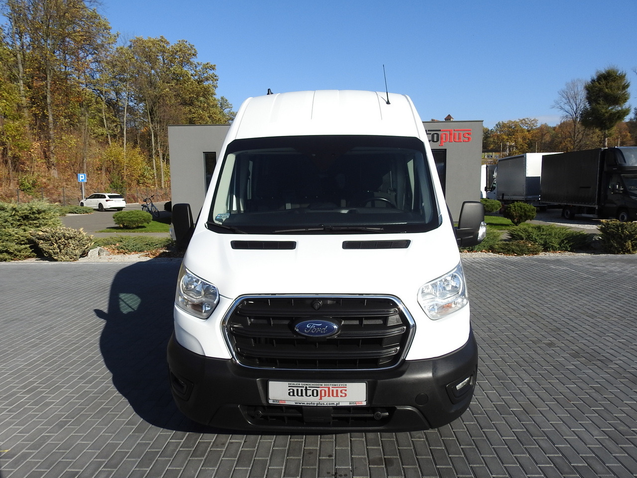 FORD TRANSIT BOX DELIVERY VAN 6 SEATS CRUISE CONTROL AIR CONDITIONING LED LIGHTS 130HP - Gesloten bestelwagen: afbeelding 5 FORD TRANSIT BOX DELIVERY VAN 6 SEATS CRUISE CONTROL AIR CONDITIONING LED LIGHTS 130HP - Gesloten bestelwagen: afbeelding 5