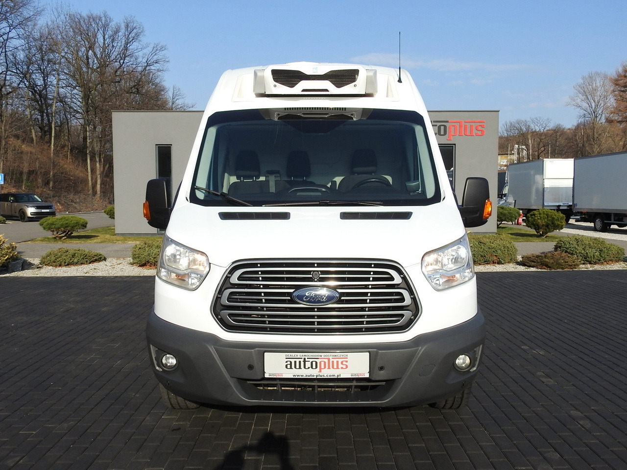 FORD TRANSIT REFRIGERATOR VAN 0°C HEATING FUNCTION CRUISE CONTROL LED LIGHTS AIR CONDITIONING 130HP - Koelwagen: afbeelding 5 FORD TRANSIT REFRIGERATOR VAN 0°C HEATING FUNCTION CRUISE CONTROL LED LIGHTS AIR CONDITIONING 130HP - Koelwagen: afbeelding 5