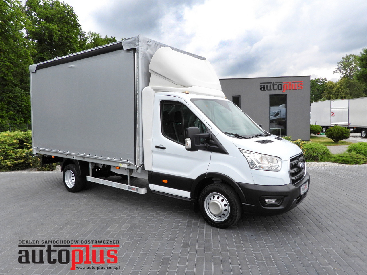 FORD TRANSIT TARPAULIN 8 PALLETS CRUISE CONTROL LED LIGHTS TWIN WHEELS AIR CONDITIONING 130HP - Huifzeil bedrijfswagen: afbeelding 1 FORD TRANSIT TARPAULIN 8 PALLETS CRUISE CONTROL LED LIGHTS TWIN WHEELS AIR CONDITIONING 130HP - Huifzeil bedrijfswagen: afbeelding 1