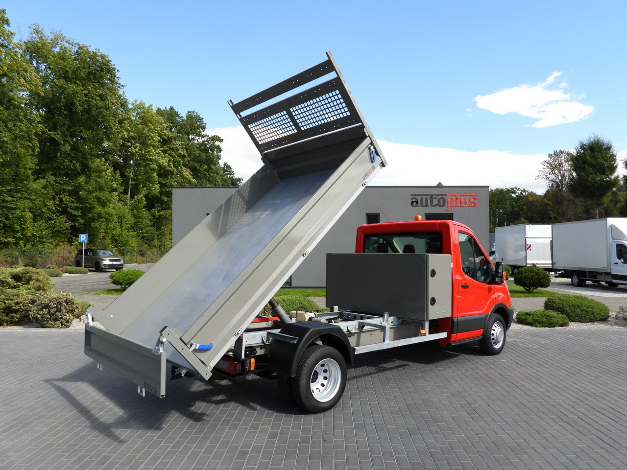 FORD TRANSIT TIPPER CRUISE CONTROL LED LIGHTS TWIN WHEELS AIR CONDITIONING 170HP - Kipper bestelwagen: afbeelding 3 FORD TRANSIT TIPPER CRUISE CONTROL LED LIGHTS TWIN WHEELS AIR CONDITIONING 170HP - Kipper bestelwagen: afbeelding 3