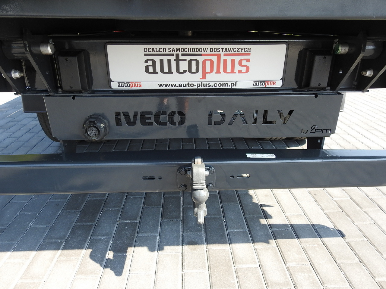 Leasing IVECO DAILY 35C13 TIPPER CRUISE CONTROL AIR CONDITIONING TWIN WHEELS 130HP IVECO DAILY 35C13 TIPPER CRUISE CONTROL AIR CONDITIONING TWIN WHEELS 130HP: afbeelding 16 Leasing IVECO DAILY 35C13 TIPPER CRUISE CONTROL AIR CONDITIONING TWIN WHEELS 130HP IVECO DAILY 35C13 TIPPER CRUISE CONTROL AIR CONDITIONING TWIN WHEELS 130HP: afbeelding 16