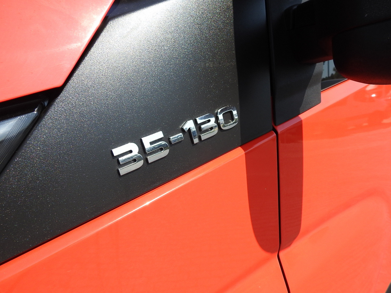 Leasing IVECO DAILY 35C13 TIPPER CRUISE CONTROL AIR CONDITIONING TWIN WHEELS 130HP IVECO DAILY 35C13 TIPPER CRUISE CONTROL AIR CONDITIONING TWIN WHEELS 130HP: afbeelding 21 Leasing IVECO DAILY 35C13 TIPPER CRUISE CONTROL AIR CONDITIONING TWIN WHEELS 130HP IVECO DAILY 35C13 TIPPER CRUISE CONTROL AIR CONDITIONING TWIN WHEELS 130HP: afbeelding 21