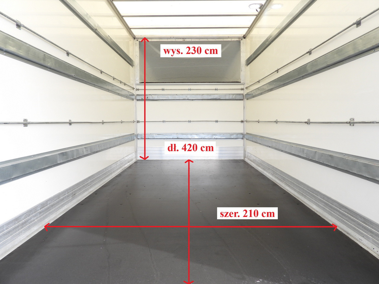 Leasing IVECO DAILY 35C16 BOX LIFT 8 PALLETS CRUISE CONTROL AUTOMATIC TRANSMISSION HI-MATIC TWIN WHEELS AIR CONDITIONING  160HP IVECO DAILY 35C16 BOX LIFT 8 PALLETS CRUISE CONTROL AUTOMATIC TRANSMISSION HI-MATIC TWIN WHEELS AIR CONDITIONING  160HP: afbeelding 12