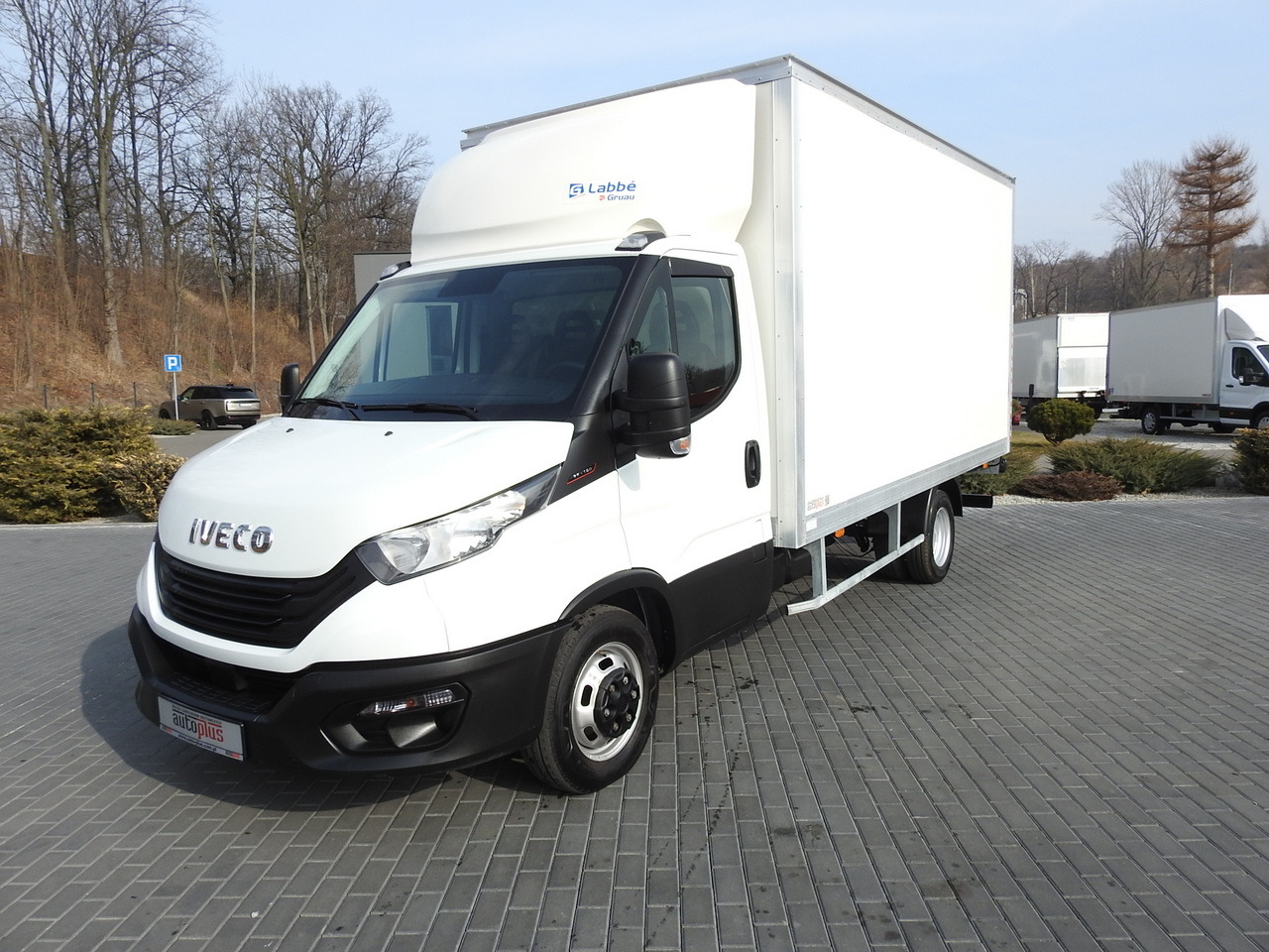 Bestelwagen gesloten laadbak IVECO DAILY 35C16 BOX LIFT 8 PALLETS CRUISE CONTROL TWIN WHEELS AIR CONDITIONING 160HP: afbeelding 18 Bestelwagen gesloten laadbak IVECO DAILY 35C16 BOX LIFT 8 PALLETS CRUISE CONTROL TWIN WHEELS AIR CONDITIONING 160HP: afbeelding 18