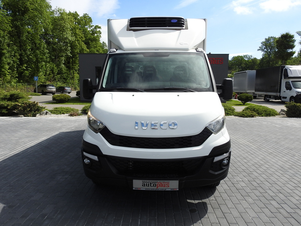 IVECO DAILY 35S15 REGRIGERATOR BOX -12*C 8 PALLETS CRUISE CONTROL TWIN WHEELS AIR CONDITIONING 150HP - Koelwagen: afbeelding 5 IVECO DAILY 35S15 REGRIGERATOR BOX -12*C 8 PALLETS CRUISE CONTROL TWIN WHEELS AIR CONDITIONING 150HP - Koelwagen: afbeelding 5