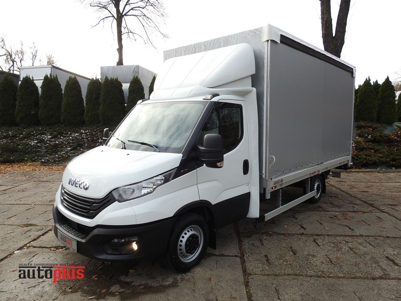 IVECO DAILY 35S16 NEW TARPAULIN LIFT 8 PALLETS CRUISE CONTROL AIR CONDITIONING 160HP - Huifzeil bedrijfswagen: afbeelding 1 IVECO DAILY 35S16 NEW TARPAULIN LIFT 8 PALLETS CRUISE CONTROL AIR CONDITIONING 160HP - Huifzeil bedrijfswagen: afbeelding 1