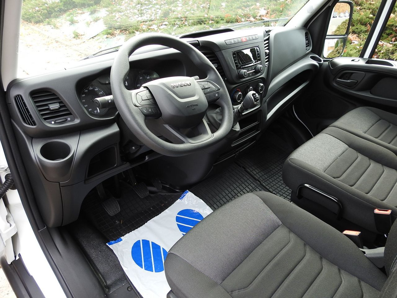 IVECO DAILY 35S16 NEW TARPAULIN LIFT 8 PALLETS CRUISE CONTROL AIR CONDITIONING 160HP - Huifzeil bedrijfswagen: afbeelding 2 IVECO DAILY 35S16 NEW TARPAULIN LIFT 8 PALLETS CRUISE CONTROL AIR CONDITIONING 160HP - Huifzeil bedrijfswagen: afbeelding 2