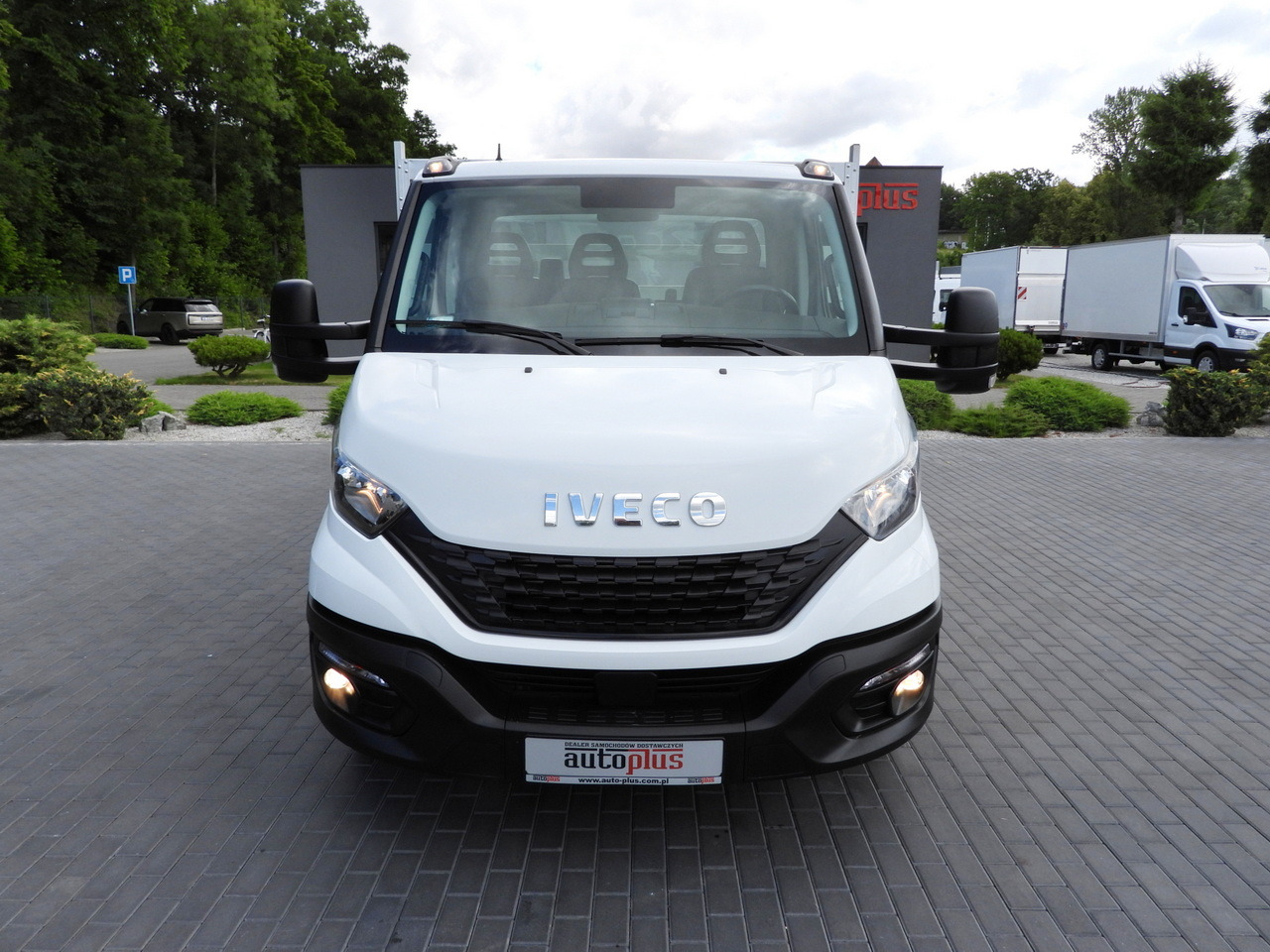 IVECO DAILY 35S16 STAKE BODY 10 PALLETS CRUISE CONTROL AIR CONDITIONING  160HP - Bestelwagen met open laadbak: afbeelding 5 IVECO DAILY 35S16 STAKE BODY 10 PALLETS CRUISE CONTROL AIR CONDITIONING  160HP - Bestelwagen met open laadbak: afbeelding 5