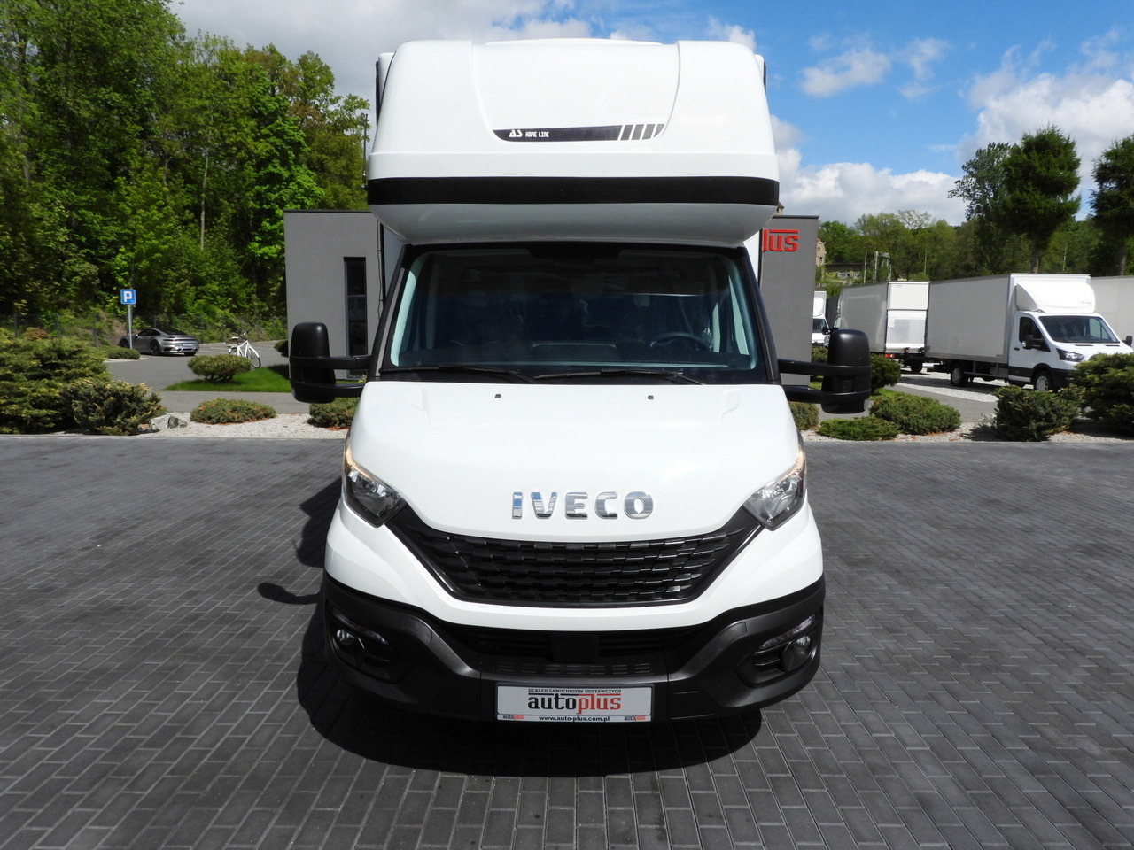 IVECO DAILY 35S18 TARPAULIN 10 PALLETS WEBASTO CRUISE CONTROL AIR CONDITIONING 180HP - Huifzeil bedrijfswagen: afbeelding 5 IVECO DAILY 35S18 TARPAULIN 10 PALLETS WEBASTO CRUISE CONTROL AIR CONDITIONING 180HP - Huifzeil bedrijfswagen: afbeelding 5