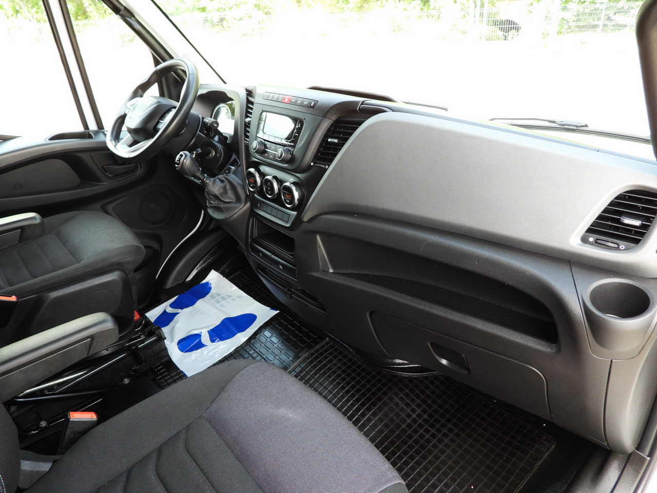 Huifzeil bedrijfswagen IVECO DAILY 35S18 TARPAULIN LIFT 8 PALLETS CRUISE CONTROL AIR CONDITIONING  180HP: afbeelding 46