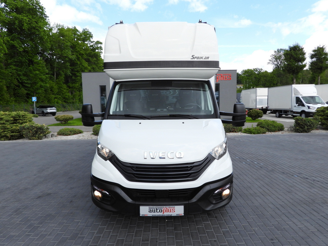 IVECO DAILY 35S18 TARPAULIN LIFT 8 PALLETS WEBASTO CRUISE CONTROL AIR CONDITIONING 180HP - Huifzeil bedrijfswagen: afbeelding 5 IVECO DAILY 35S18 TARPAULIN LIFT 8 PALLETS WEBASTO CRUISE CONTROL AIR CONDITIONING 180HP - Huifzeil bedrijfswagen: afbeelding 5