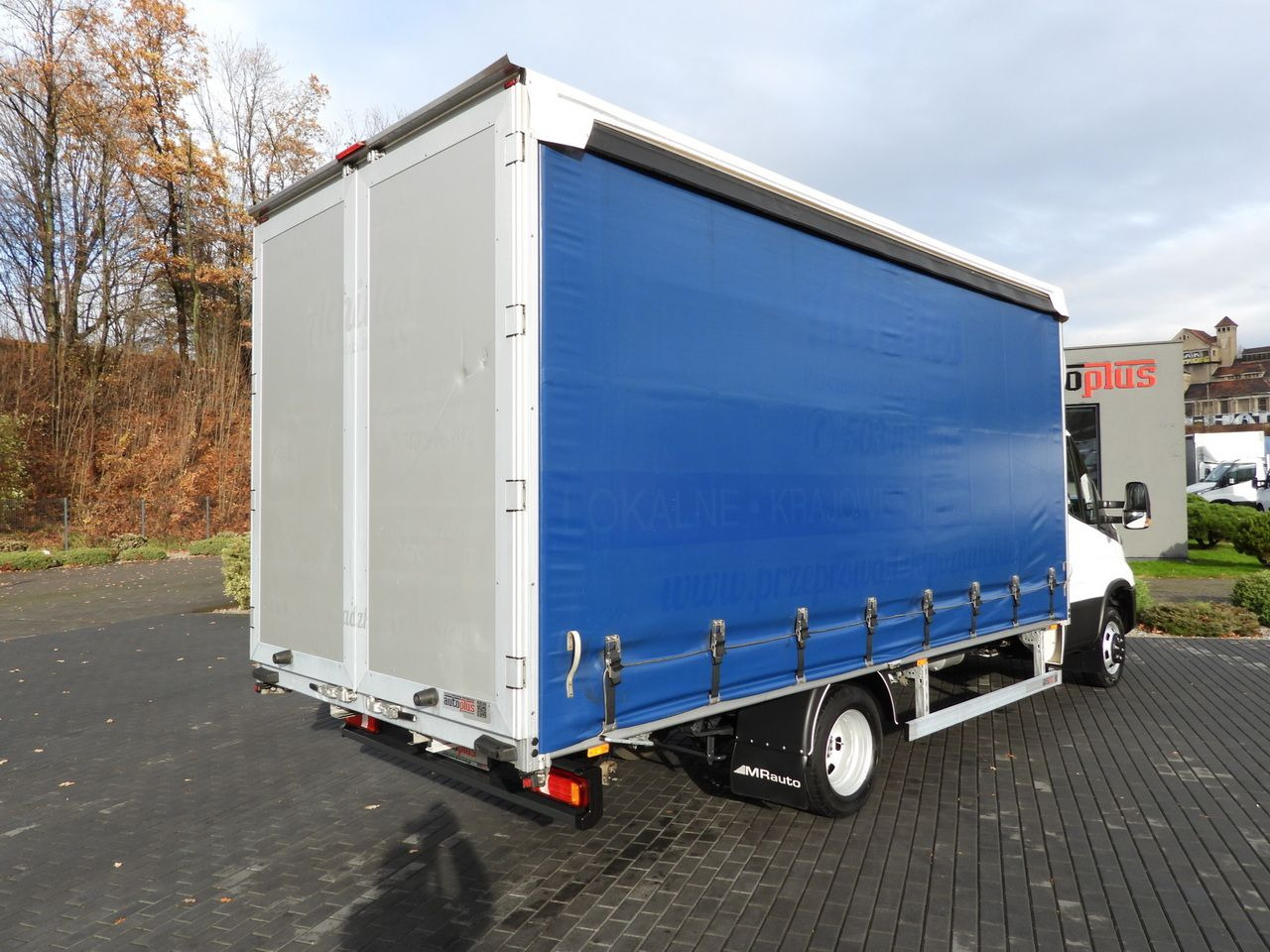 IVECO DAILY 50C16 TARPAULIN 10 PALLETS CRUISE CONTROL TWIN WHEELS AIR CONDITIONING 160HP - Huifzeil bedrijfswagen: afbeelding 3 IVECO DAILY 50C16 TARPAULIN 10 PALLETS CRUISE CONTROL TWIN WHEELS AIR CONDITIONING 160HP - Huifzeil bedrijfswagen: afbeelding 3