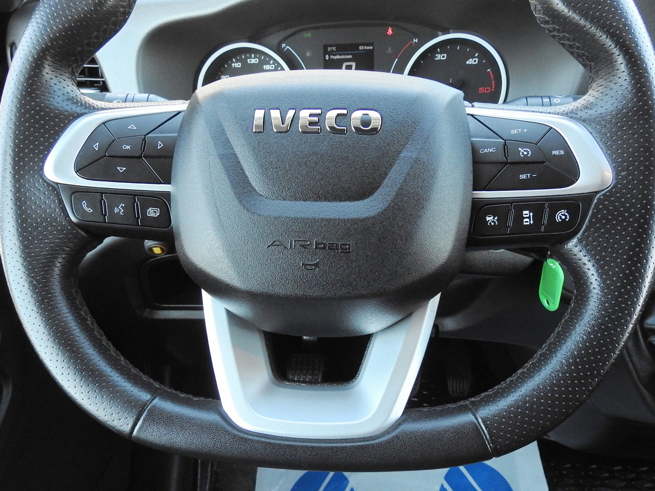 Bestelwagen gesloten laadbak IVECO DAILY 70C18 BOX LIFT 14 PALLETS WEBASTO CRUISE CONTROL NAVIGATION LED LIGHTS TWIN WHEELS AIR CONDITIONING  180HP: afbeelding 34