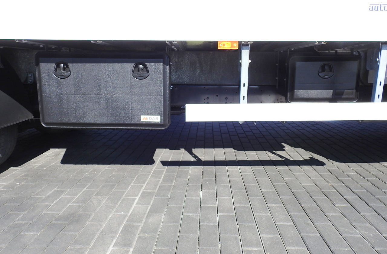 Bestelwagen gesloten laadbak IVECO DAILY 70C18 BOX LIFT 14 PALLETS WEBASTO CRUISE CONTROL NAVIGATION LED LIGHTS TWIN WHEELS AIR CONDITIONING  180HP: afbeelding 25