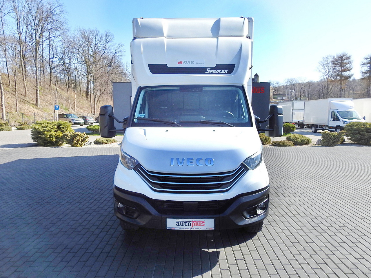 Bestelwagen gesloten laadbak IVECO DAILY 70C18 BOX LIFT 14 PALLETS WEBASTO CRUISE CONTROL NAVIGATION LED LIGHTS TWIN WHEELS AIR CONDITIONING  180HP: afbeelding 5