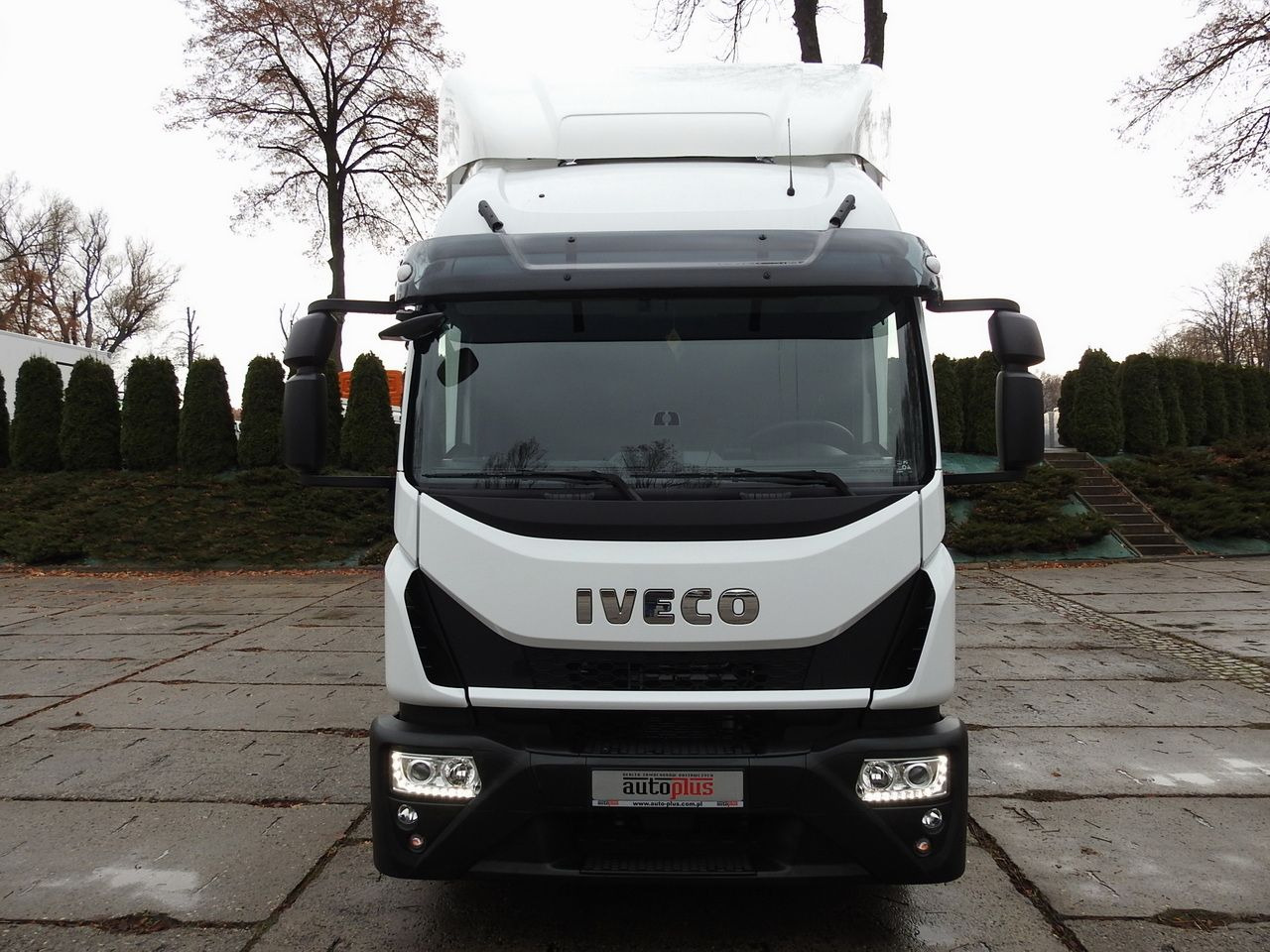IVECO EUROCARGO 120-250 NEW TARPAULIN LIFT 18 PALLETS WEBASTO CRUISE CONTROL AIR CONDITIONING LED LIGHTS PNEUMATICS AUTOMATIC TRANSMISSION HI-MATIC 250HP - Huifzeil bedrijfswagen: afbeelding 5 IVECO EUROCARGO 120-250 NEW TARPAULIN LIFT 18 PALLETS WEBASTO CRUISE CONTROL AIR CONDITIONING LED LIGHTS PNEUMATICS AUTOMATIC TRANSMISSION HI-MATIC 250HP - Huifzeil bedrijfswagen: afbeelding 5