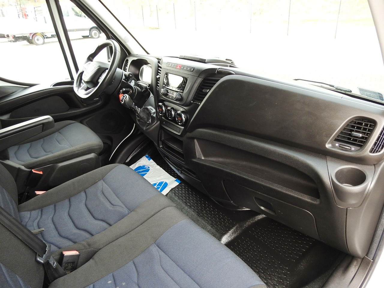 Huifzeil bedrijfswagen Iveco DAILY  35S18 PRITSCHE PLANE 10 PALETTEN WEBASTO: afbeelding 29