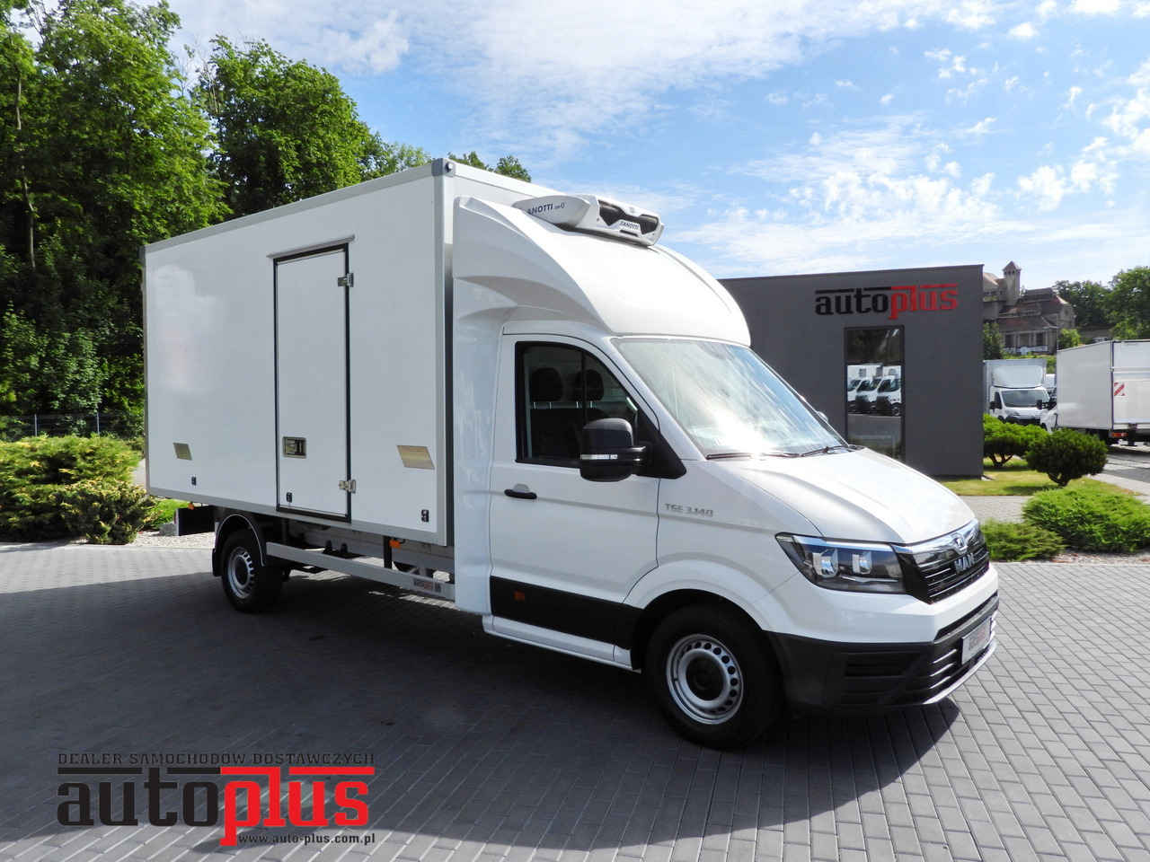 MAN TGE 3.140 REGRIGERATOR BOX -1*C 8 PALLETS HEATING FUNCTION CRUISE CONTROL PNEUMATICS AIR CONDITIONING 140HP - Koelwagen: afbeelding 1 MAN TGE 3.140 REGRIGERATOR BOX -1*C 8 PALLETS HEATING FUNCTION CRUISE CONTROL PNEUMATICS AIR CONDITIONING 140HP - Koelwagen: afbeelding 1