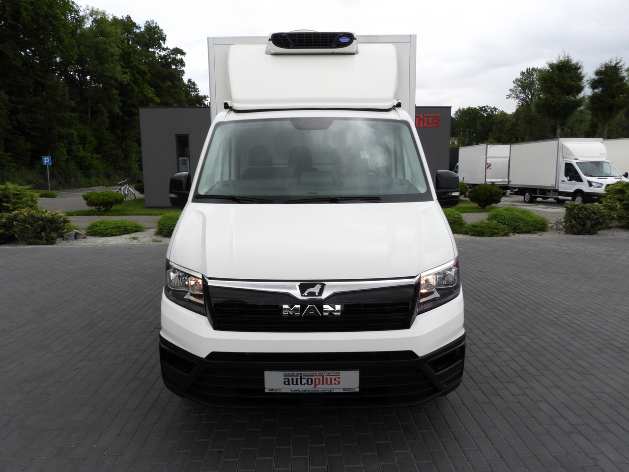 MAN TGE 3.180 REGRIGERATOR BOX 0*C CRUISE CONTROL TWIN WHEELS AIR CONDITIONING 180HP - Koelwagen: afbeelding 5 MAN TGE 3.180 REGRIGERATOR BOX 0*C CRUISE CONTROL TWIN WHEELS AIR CONDITIONING 180HP - Koelwagen: afbeelding 5