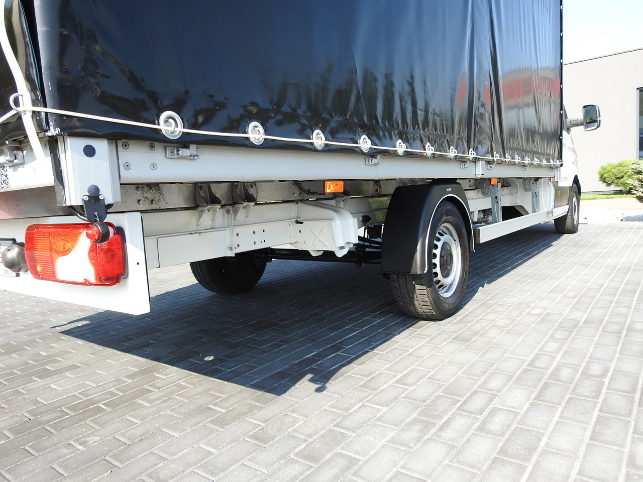 Huifzeil bedrijfswagen MAN TGE TARPAULIN 10 PALLETS AIR CONDITIONING 180HP: afbeelding 17 Huifzeil bedrijfswagen MAN TGE TARPAULIN 10 PALLETS AIR CONDITIONING 180HP: afbeelding 17