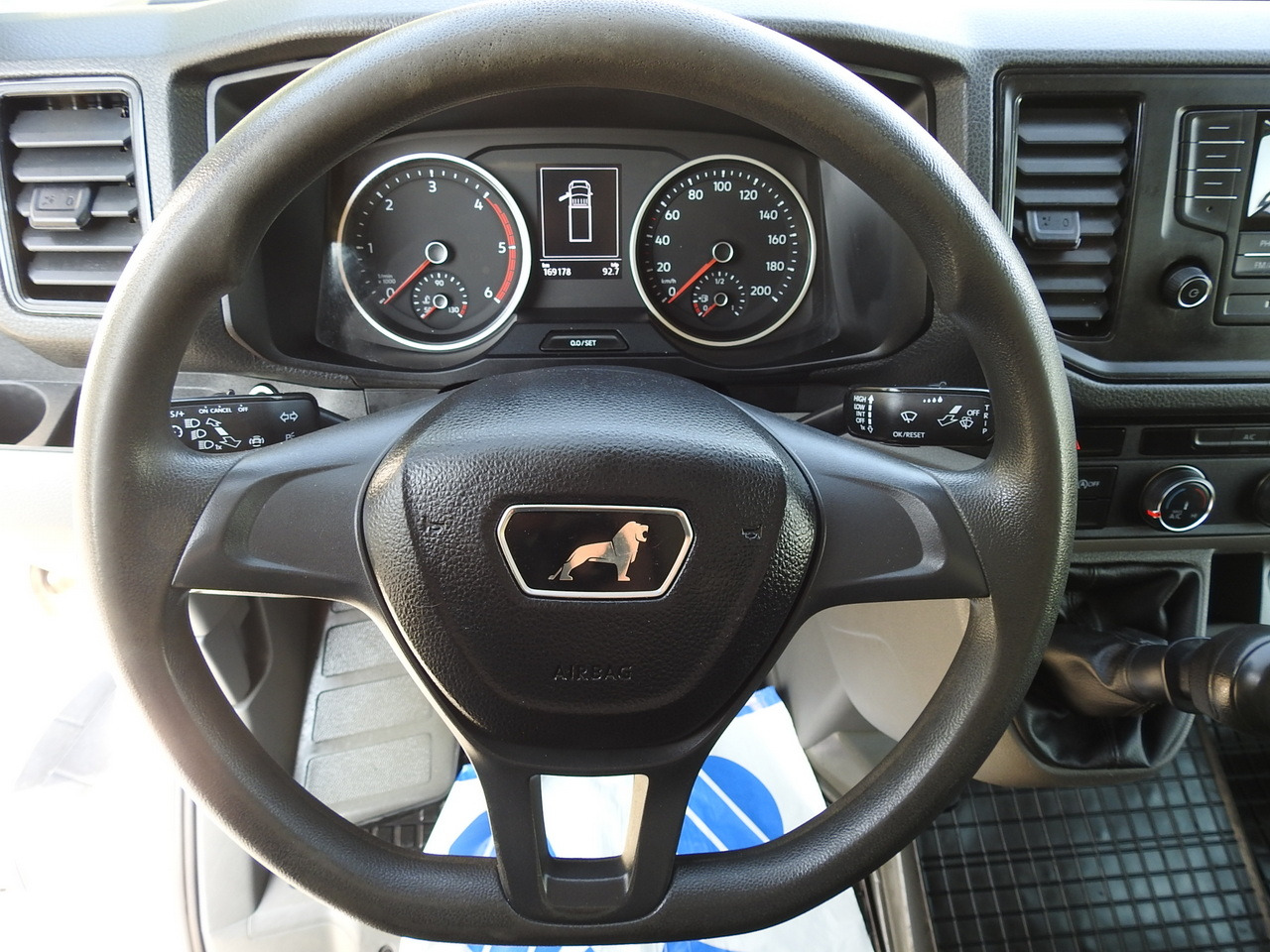 Huifzeil bedrijfswagen MAN TGE TARPAULIN 10 PALLETS AIR CONDITIONING 180HP: afbeelding 34 Huifzeil bedrijfswagen MAN TGE TARPAULIN 10 PALLETS AIR CONDITIONING 180HP: afbeelding 34