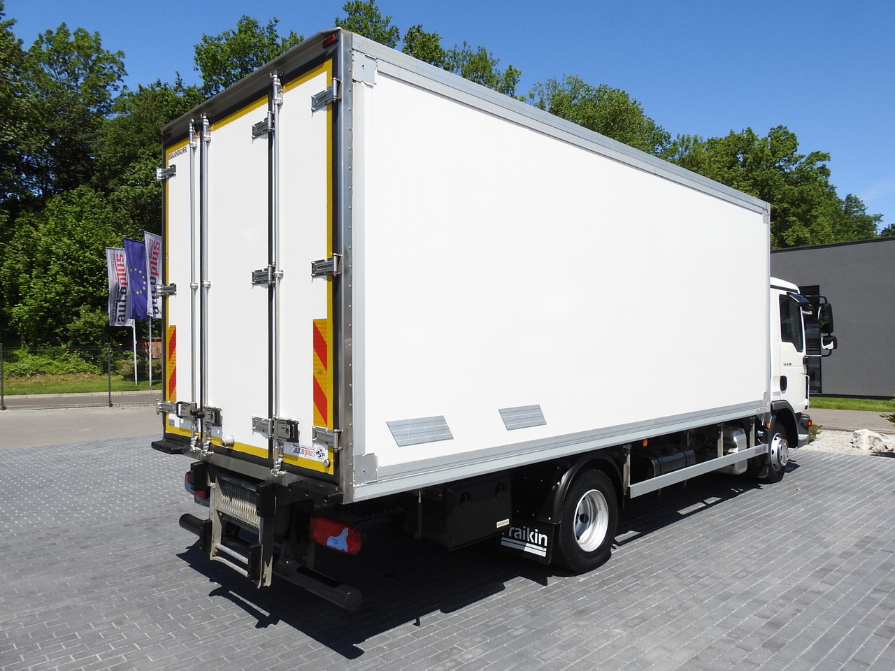 Koelwagen vrachtwagen MAN TGL 10.180 REGRIGERATOR BOX -20*C 11 PALLETS POWER SUPPLY 230V AIR CONDITIONING PNEUMATICS TWIN WHEELS  180HP: afbeelding 14