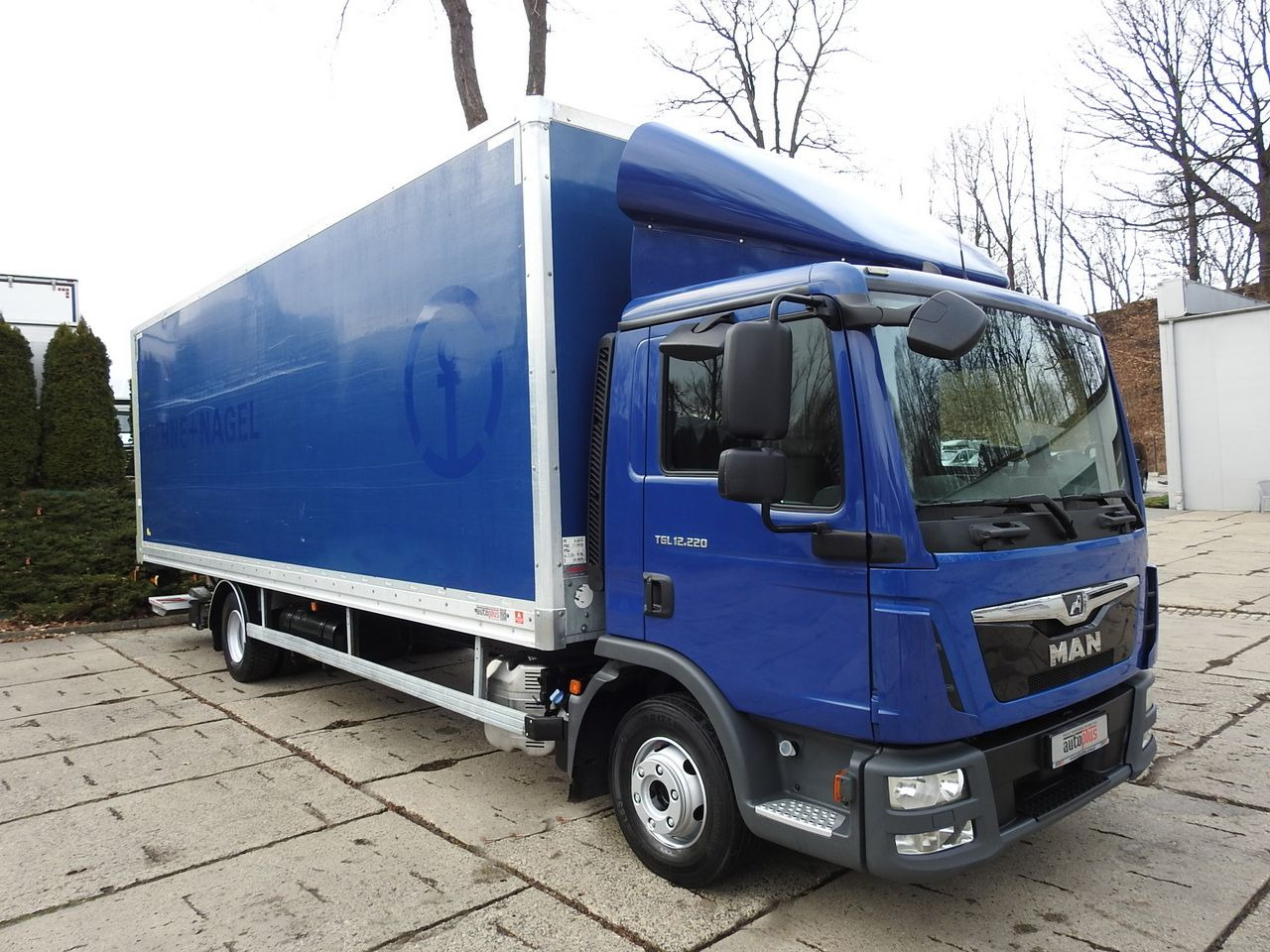 MAN TGL 12.220 BOX LIFT 18 PALLETS CRUISE CONTROLAIR CONDITIONING PNEUMATICS AUTOMATIC TWIN WHEELS 220HP - Bakwagen: afbeelding 4 MAN TGL 12.220 BOX LIFT 18 PALLETS CRUISE CONTROLAIR CONDITIONING PNEUMATICS AUTOMATIC TWIN WHEELS 220HP - Bakwagen: afbeelding 4