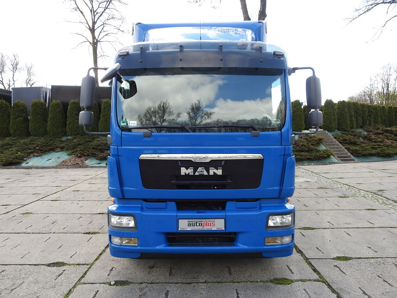 MAN TGM 15.290 TARPAULIN LIFT 18 PALLETS CRUISE CONTROL TWIN WHEELS AIR CONDITIONING 290HP - Schuifzeilen vrachtwagen: afbeelding 5 MAN TGM 15.290 TARPAULIN LIFT 18 PALLETS CRUISE CONTROL TWIN WHEELS AIR CONDITIONING 290HP - Schuifzeilen vrachtwagen: afbeelding 5