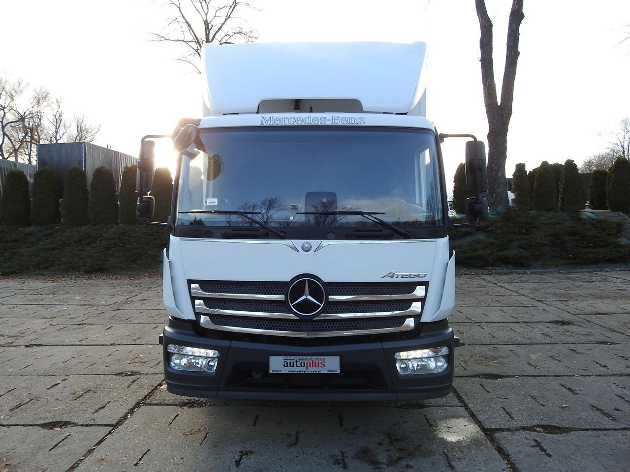 MERCEDES ATEGO 12.24 REGRIGERATOR BOX -10*C LIFT 16 PALLETS HEATING FUNCTION WEBASTO CRUISE CONTROL PNEUMATICS AIR CONDITIONING 240HP - Koelwagen vrachtwagen: afbeelding 5 MERCEDES ATEGO 12.24 REGRIGERATOR BOX -10*C LIFT 16 PALLETS HEATING FUNCTION WEBASTO CRUISE CONTROL PNEUMATICS AIR CONDITIONING 240HP - Koelwagen vrachtwagen: afbeelding 5