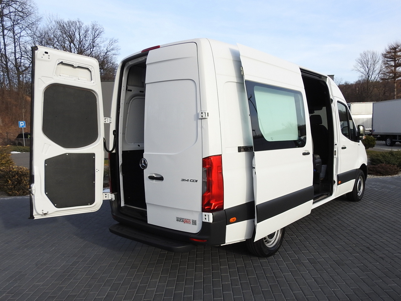 MERCEDES SPRINTER 314 BOX DELIVERY VAN 6 SEATS CRUISE CONTROL AIR CONDITIONING 140HP - Gesloten bestelwagen: afbeelding 3 MERCEDES SPRINTER 314 BOX DELIVERY VAN 6 SEATS CRUISE CONTROL AIR CONDITIONING 140HP - Gesloten bestelwagen: afbeelding 3