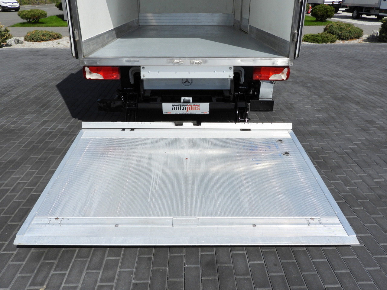 Koelwagen MERCEDES SPRINTER 316 REGRIGERATOR BOX 0*C LIFT 8 PALLETS CRUISE CONTROL PNEUMATICS AIR CONDITIONING  160HP: afbeelding 22