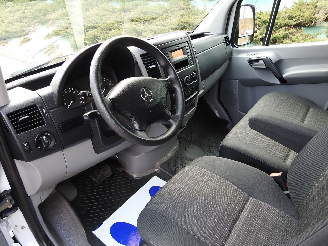 MERCEDES SPRINTER 316 THREE-WAY TIPPER CRUISE CONTROL AUTOMATIC TRANSMISSION AIR CONDITIONING 160HP - Kipper bestelwagen: afbeelding 2 MERCEDES SPRINTER 316 THREE-WAY TIPPER CRUISE CONTROL AUTOMATIC TRANSMISSION AIR CONDITIONING 160HP - Kipper bestelwagen: afbeelding 2