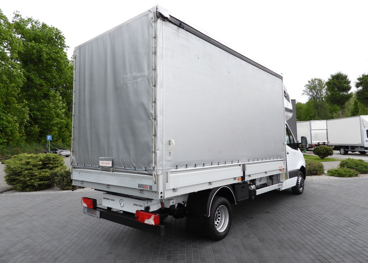 MERCEDES SPRINTER 519 TARPAULIN 8 PALLETS WEBASTO CRUISE CONTROL TWIN WHEELS AIR CONDITIONING 190HP - Huifzeil bedrijfswagen: afbeelding 3 MERCEDES SPRINTER 519 TARPAULIN 8 PALLETS WEBASTO CRUISE CONTROL TWIN WHEELS AIR CONDITIONING 190HP - Huifzeil bedrijfswagen: afbeelding 3