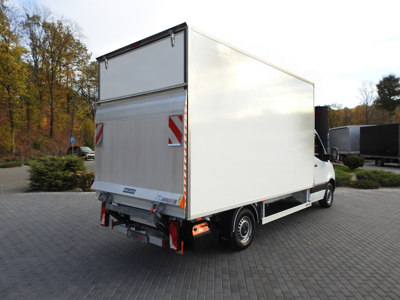 MERCEDES SPRINTER BOX LIFT 8 PALLETS AIR CONDITIONING 150HP - Koelwagen: afbeelding 3 MERCEDES SPRINTER BOX LIFT 8 PALLETS AIR CONDITIONING 150HP - Koelwagen: afbeelding 3