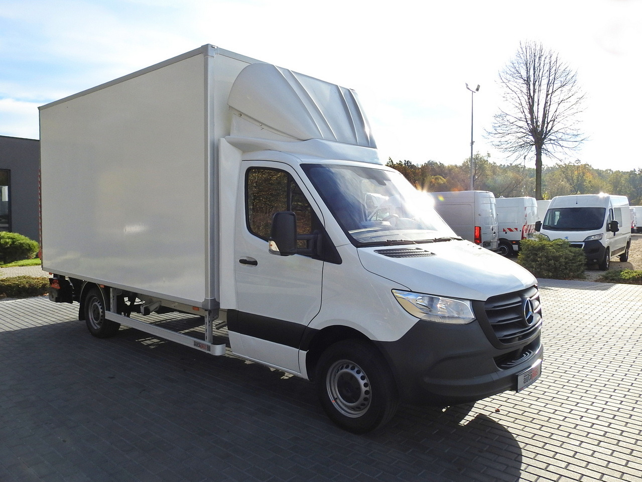 MERCEDES SPRINTER BOX LIFT 8 PALLETS AIR CONDITIONING 150HP - Koelwagen: afbeelding 4 MERCEDES SPRINTER BOX LIFT 8 PALLETS AIR CONDITIONING 150HP - Koelwagen: afbeelding 4