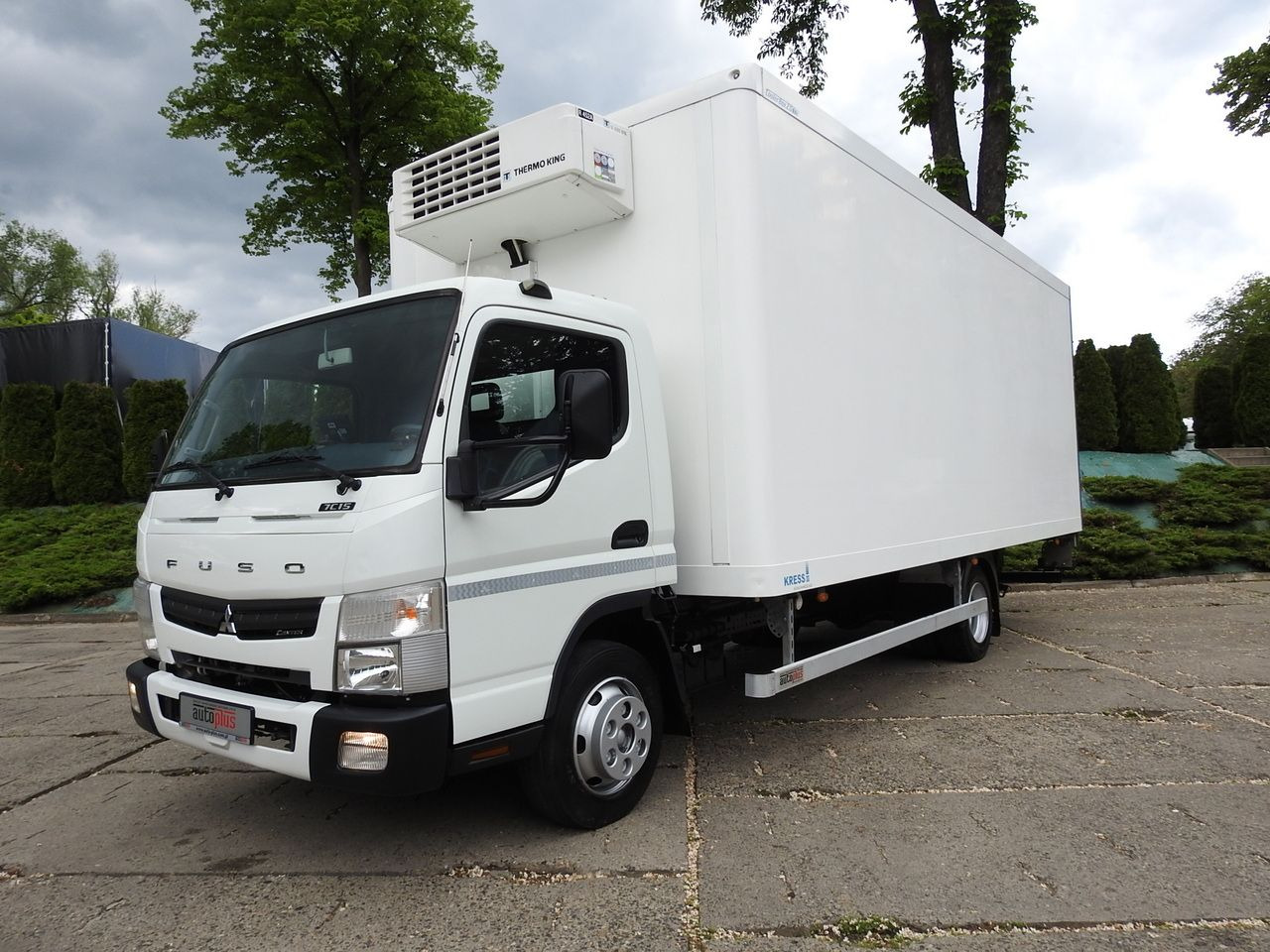 Koelwagen vrachtwagen MITSUBISHI CANTER FUSO 7C15 REGRIGERATOR BOX -4*C LIFT POWER SUPPLY 230V AIR CONDITIONING AUTOMATIC TRANSMISSION 150HP: afbeelding 24 Koelwagen vrachtwagen MITSUBISHI CANTER FUSO 7C15 REGRIGERATOR BOX -4*C LIFT POWER SUPPLY 230V AIR CONDITIONING AUTOMATIC TRANSMISSION 150HP: afbeelding 24