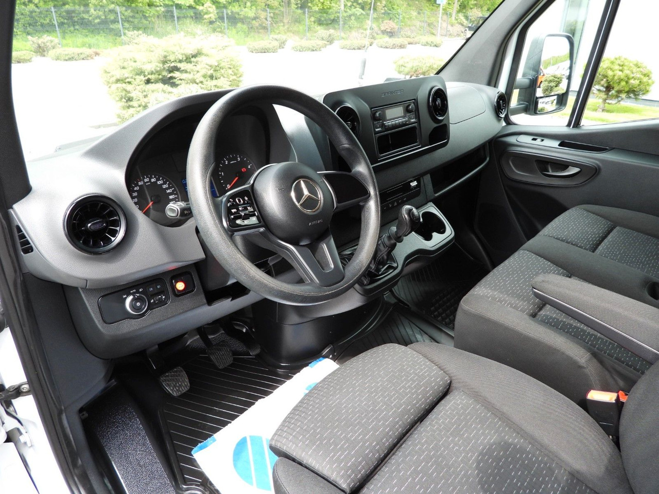 Mercedes-Benz SPRINTER 316 PRITSCHE PLANE AUFZUG 8 PALETTEN - Huifzeil bedrijfswagen, Bestelwagen met dubbele cabine: afbeelding 2 Mercedes-Benz SPRINTER 316 PRITSCHE PLANE AUFZUG 8 PALETTEN - Huifzeil bedrijfswagen, Bestelwagen met dubbele cabine: afbeelding 2