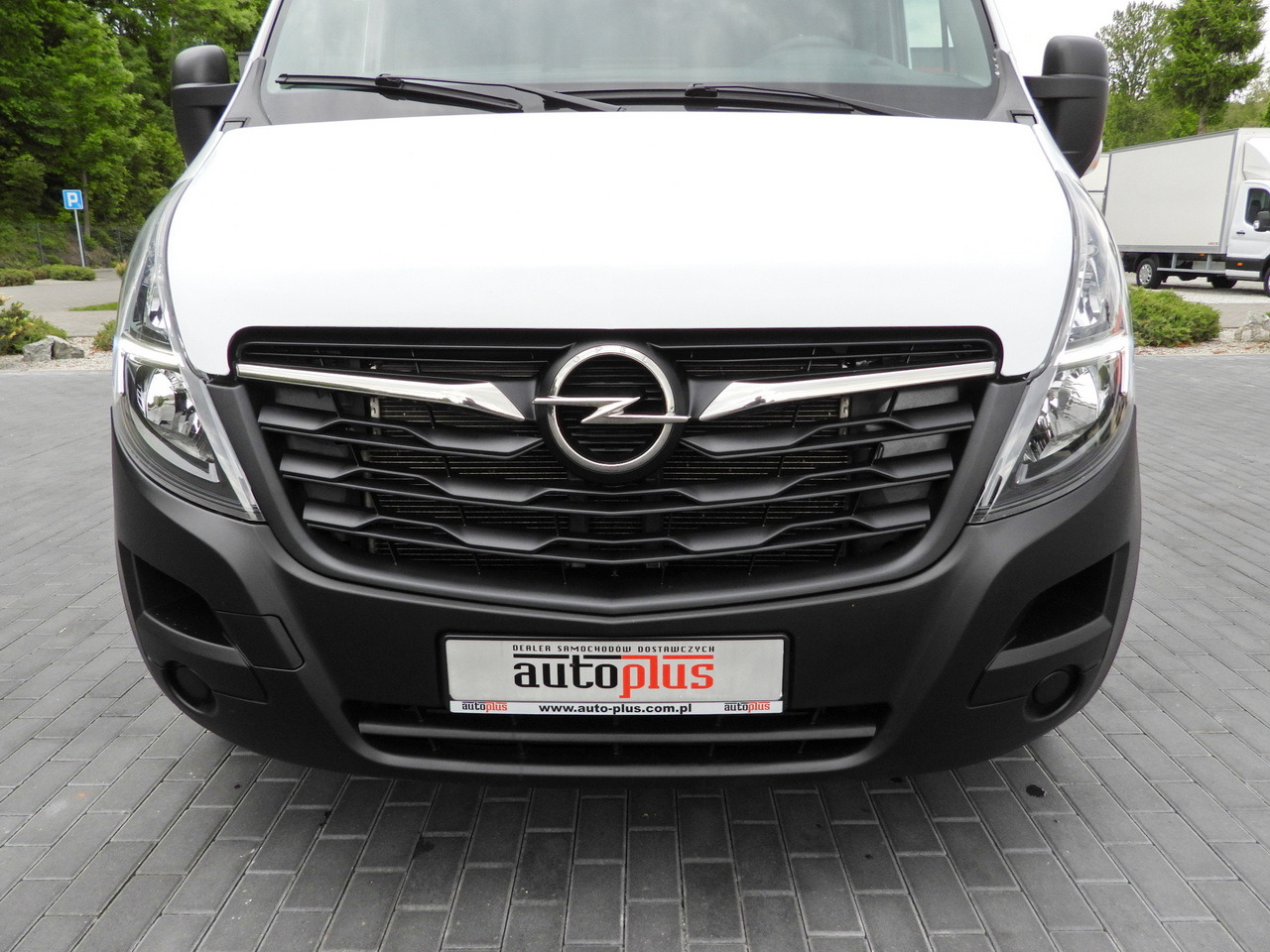 Gesloten bestelwagen OPEL MOVANO BOX DELIVERY VAN 7 SEATS CRUISE CONTROL LED LIGHTS AIR CONDITIONING 135HP: afbeelding 15 Gesloten bestelwagen OPEL MOVANO BOX DELIVERY VAN 7 SEATS CRUISE CONTROL LED LIGHTS AIR CONDITIONING 135HP: afbeelding 15