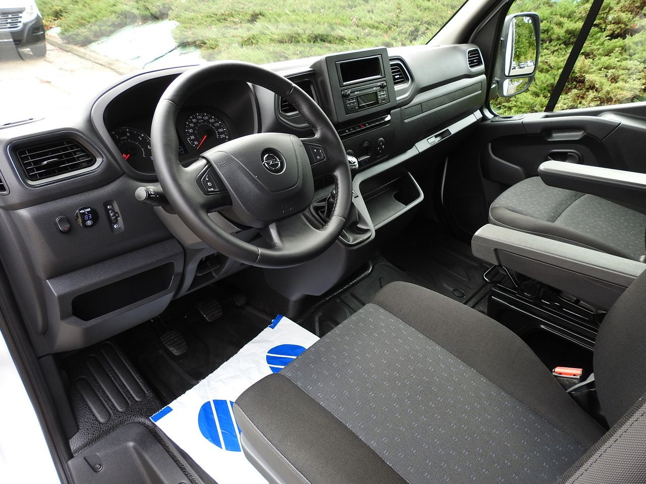 OPEL MOVANO - Huifzeil bedrijfswagen: afbeelding 2 OPEL MOVANO - Huifzeil bedrijfswagen: afbeelding 2