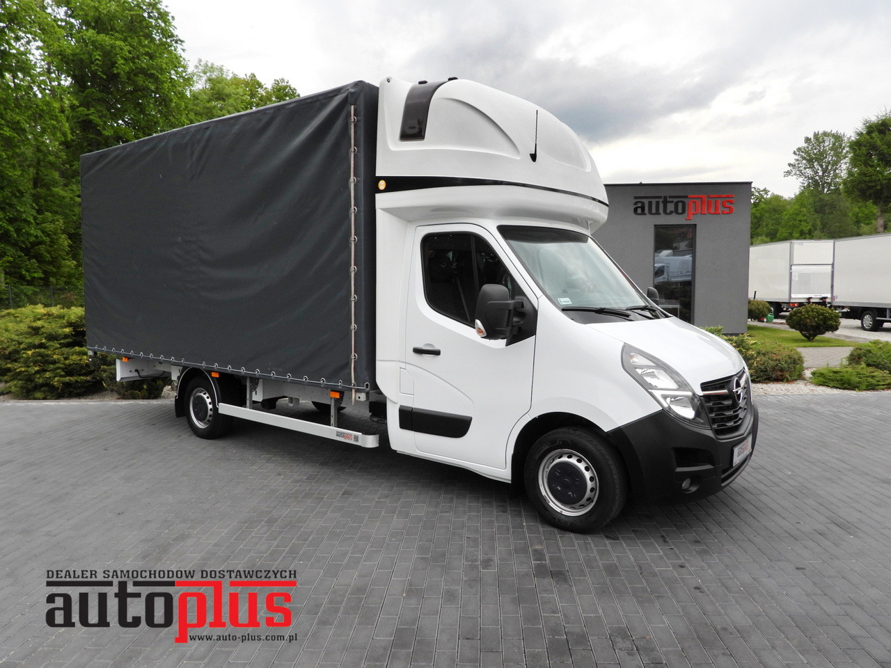 OPEL MOVANO TARPAULIN 10 PALLETS CRUISE CONTROL NAVIGATION LED LIGHTS PNEUMATICS AIR CONDITIONING 165HP - Huifzeil bedrijfswagen: afbeelding 1 OPEL MOVANO TARPAULIN 10 PALLETS CRUISE CONTROL NAVIGATION LED LIGHTS PNEUMATICS AIR CONDITIONING 165HP - Huifzeil bedrijfswagen: afbeelding 1