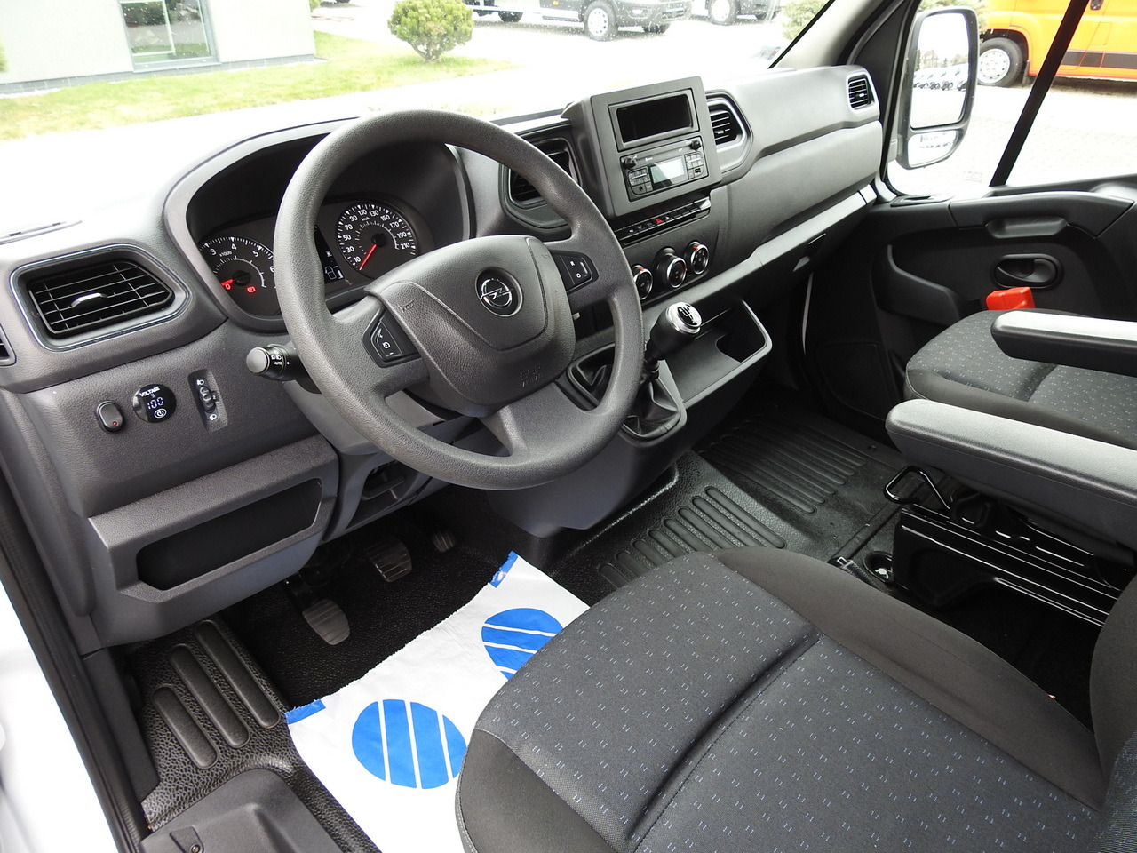 OPEL MOVANO TARPAULIN 8 PALLETS WEBASTO CRUISE CONTROL LED LIGHTS PNEUMATICS AIR CONDITIONING 165HP - Huifzeil bedrijfswagen: afbeelding 2 OPEL MOVANO TARPAULIN 8 PALLETS WEBASTO CRUISE CONTROL LED LIGHTS PNEUMATICS AIR CONDITIONING 165HP - Huifzeil bedrijfswagen: afbeelding 2