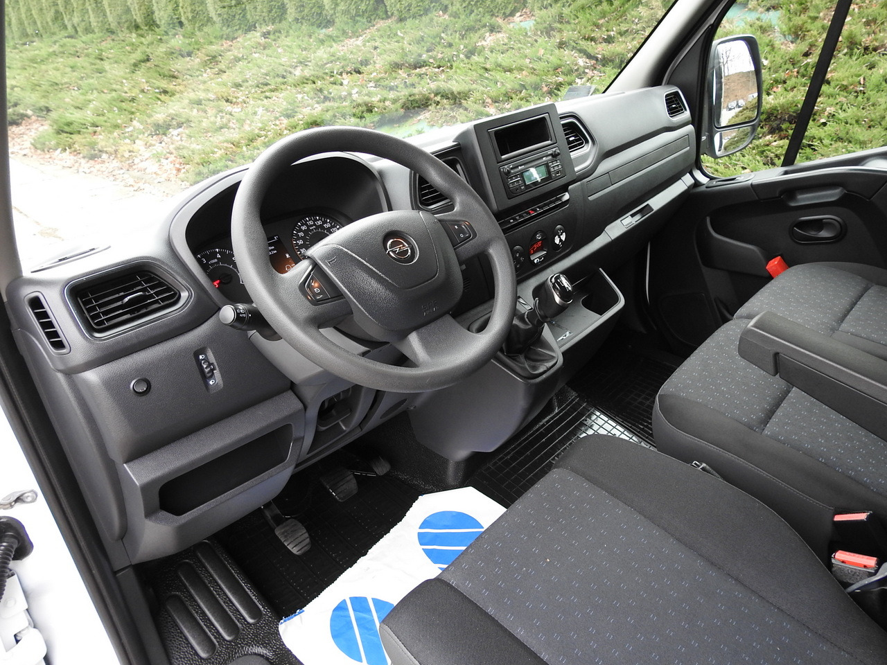 OPEL MOVANO TARPAULIN LIFT 10 PALLETS CRUISE CONTROL AIR CONDITIONING LED LIGHTS PNEUMATICS TWIN WHEELS 165HP - Huifzeil bedrijfswagen: afbeelding 2 OPEL MOVANO TARPAULIN LIFT 10 PALLETS CRUISE CONTROL AIR CONDITIONING LED LIGHTS PNEUMATICS TWIN WHEELS 165HP - Huifzeil bedrijfswagen: afbeelding 2