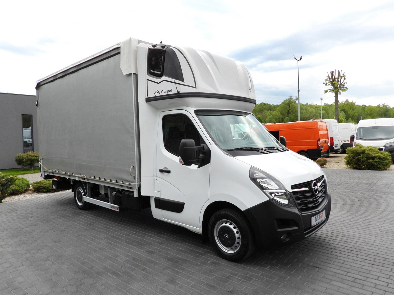 OPEL MOVANO TARPAULIN LIFT 9 PALLETS WEBASTO CRUISE CONTROL LED LIGHTS PNEUMATICS AIR CONDITIONING 165HP - Huifzeil bedrijfswagen: afbeelding 4 OPEL MOVANO TARPAULIN LIFT 9 PALLETS WEBASTO CRUISE CONTROL LED LIGHTS PNEUMATICS AIR CONDITIONING 165HP - Huifzeil bedrijfswagen: afbeelding 4