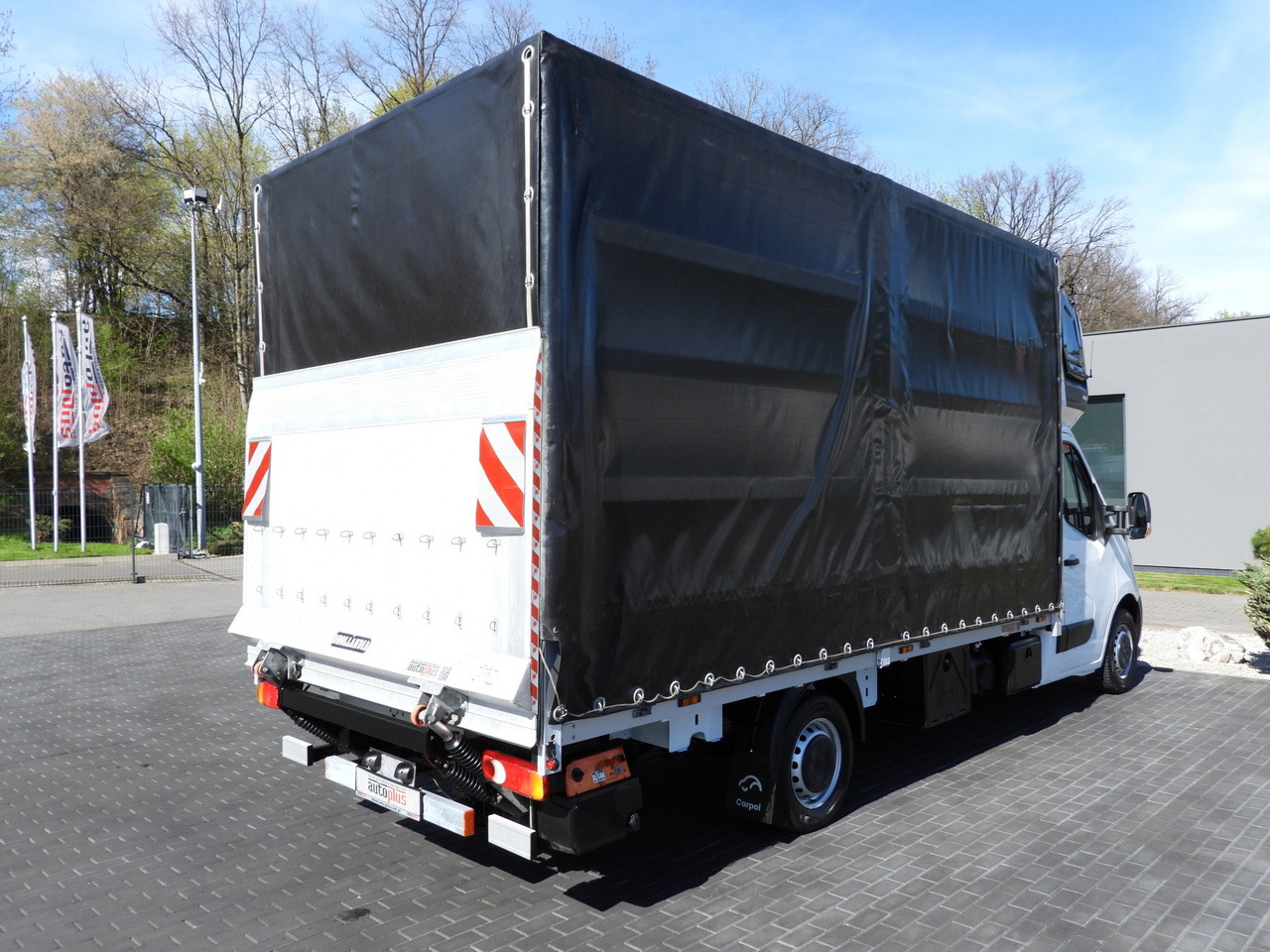 OPEL MOVANO TARPAULIN LIFT 9 PALLETS WEBASTO CRUISE CONTROL LED LIGHTS PNEUMATICS AIR CONDITIONING 165HP - Huifzeil bedrijfswagen: afbeelding 3 OPEL MOVANO TARPAULIN LIFT 9 PALLETS WEBASTO CRUISE CONTROL LED LIGHTS PNEUMATICS AIR CONDITIONING 165HP - Huifzeil bedrijfswagen: afbeelding 3