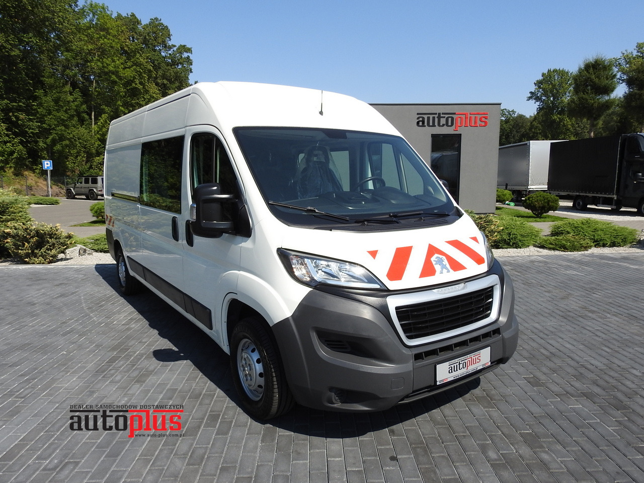 PEUGEOT BOXER BOX DELIVERY VAN 7 SEATS 110HP - Gesloten bestelwagen: afbeelding 1 PEUGEOT BOXER BOX DELIVERY VAN 7 SEATS 110HP - Gesloten bestelwagen: afbeelding 1
